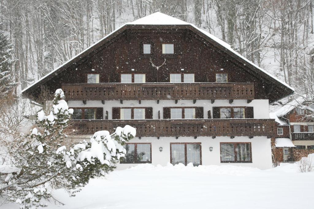 Hotel & Gasthof Fuerberg 圣吉尔根 外观 照片